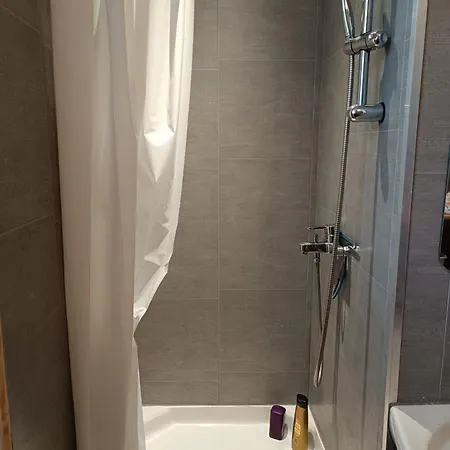 Au Centre De Apartment